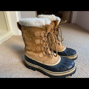 Sorel Women’s Caribou Boots size 9